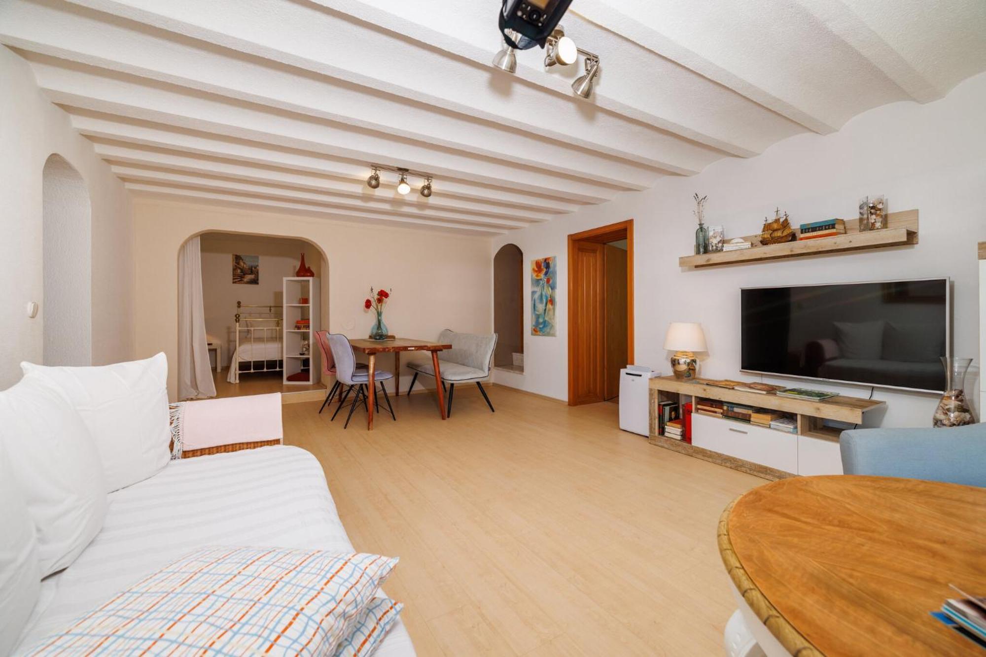 Emaris Apartment Tribalj  Екстериор снимка